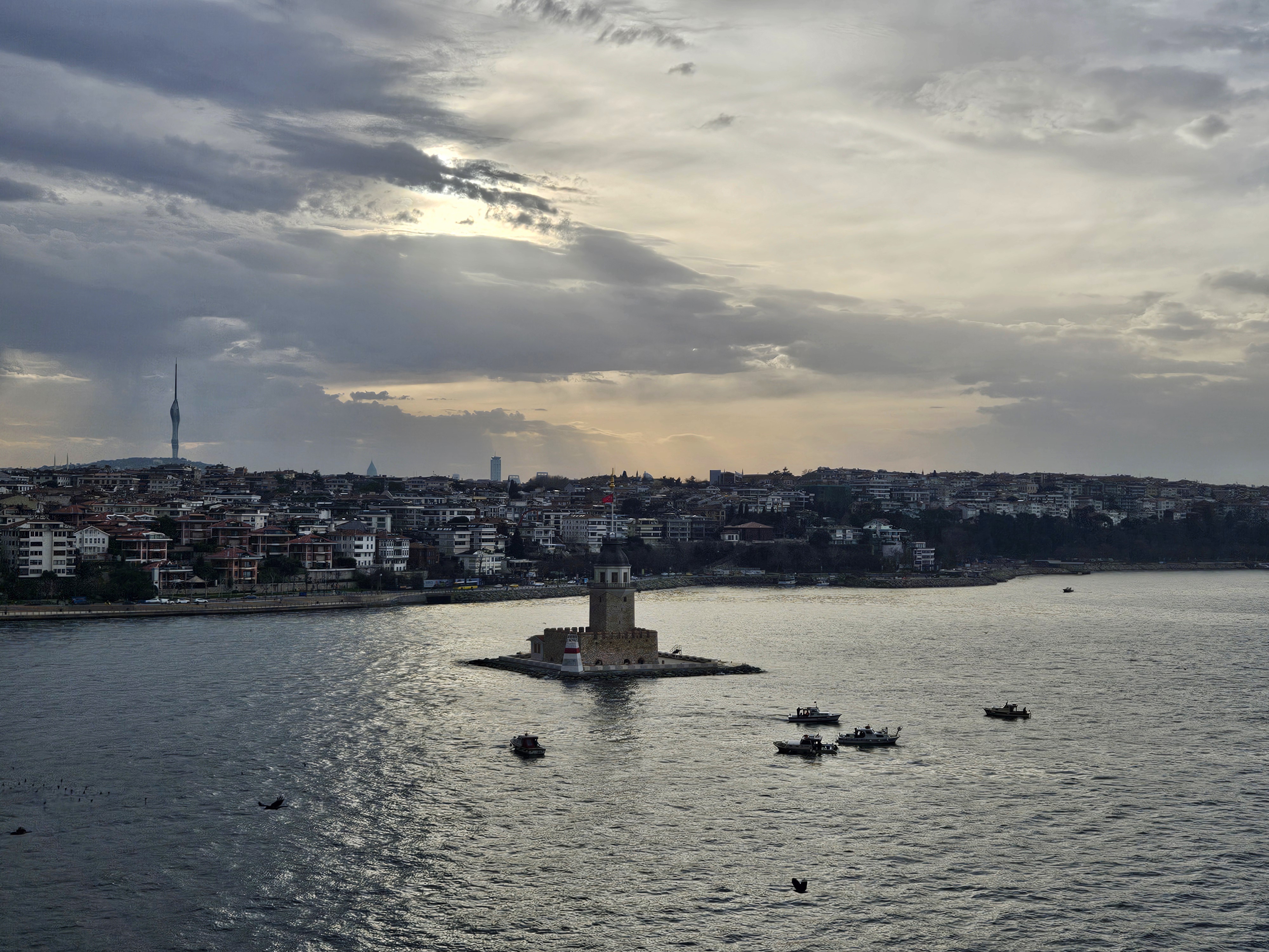 Maiden's Tower .jpg